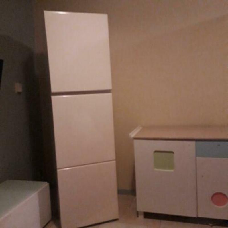 hoogglans siematic keuken kast met inbouw koelkast