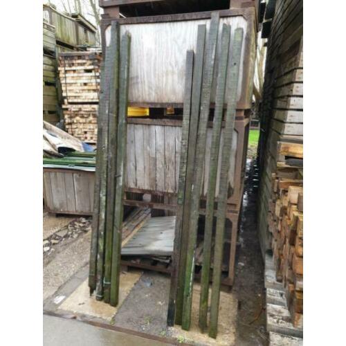 Hardhouten palen 6x6 200/220cm 9 stuks