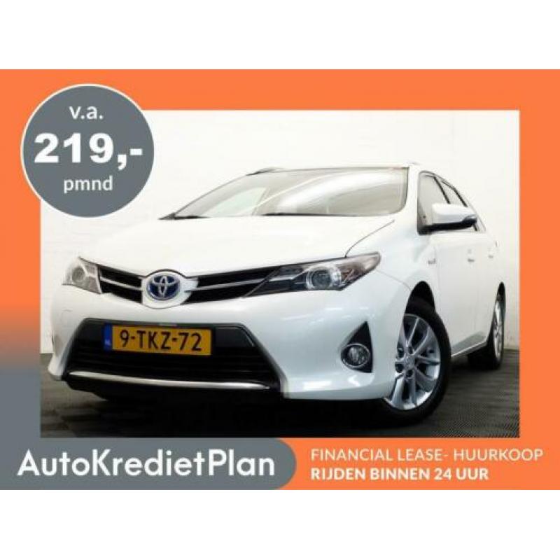 Toyota Auris Touring Sports 1.8 HYBRID EXECUTIVE Aut, Panoda