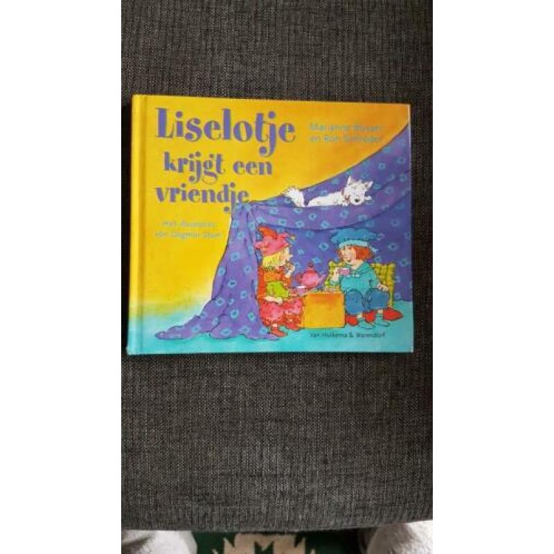 11 leuke kinder boeken. 1,50 pst