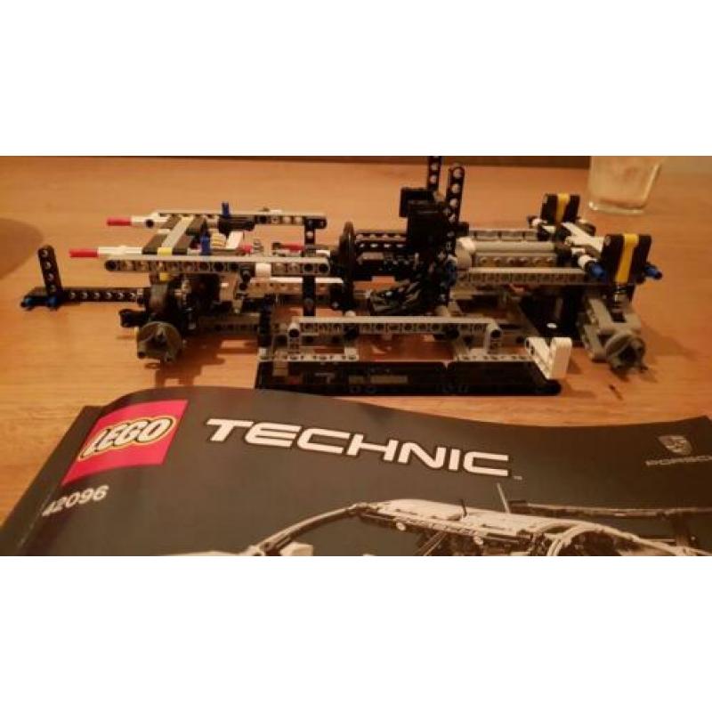 Lego Technic 42083 en 42096