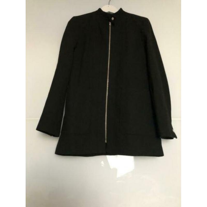 Zara super mooie gevoerde winterjas. Nieuw!