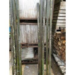 Hardhouten palen 6x6 200/220cm 9 stuks