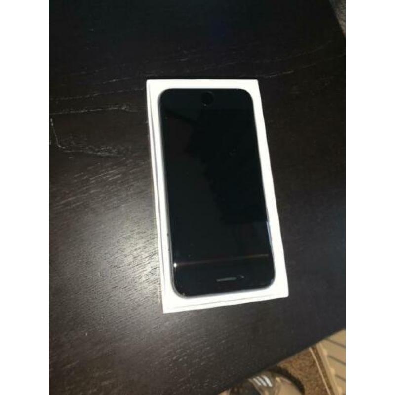 Iphone 7 zwart 32GB ZEER GOEDE STAAT