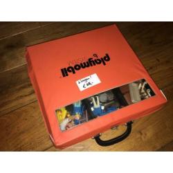 Playmobil koffer diverse onderdelen.