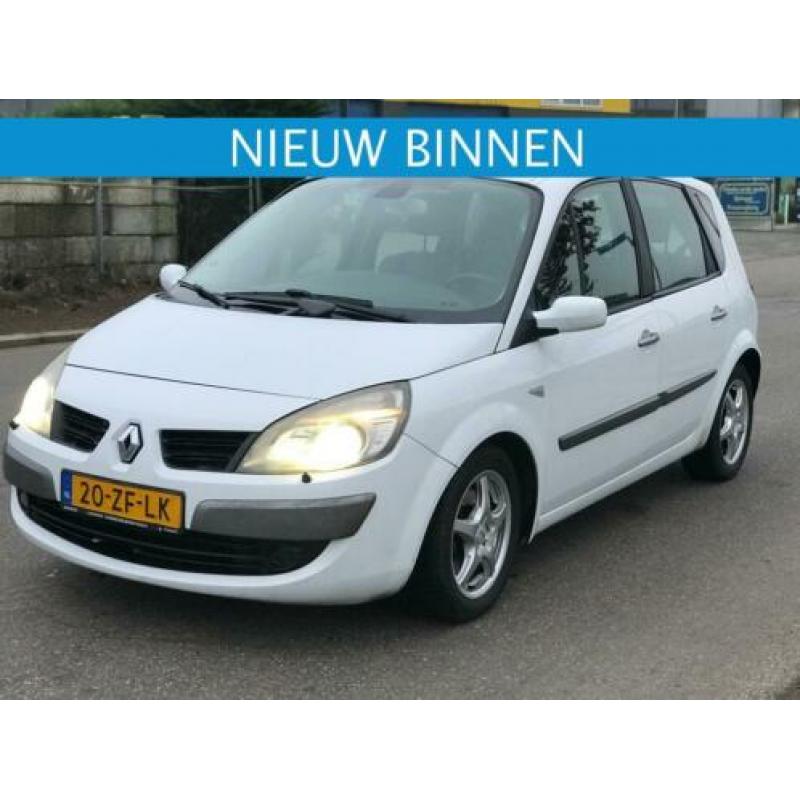 Renault Scénic 2.0 dCi 150 Tech Line Leder/navi/Xenon/clima/