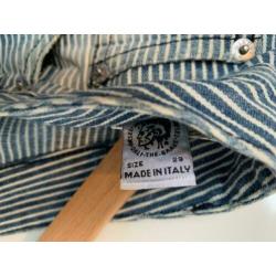 super leuke jeans van Diesel maat 29 streepjes