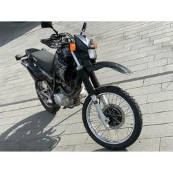 Mooie zwarte XT600E te koop met slechts 24.000 km