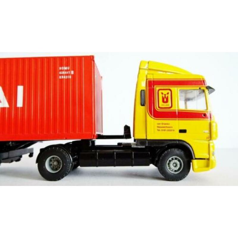 Lion Toys Daf 95 XF van Orselen met 40 ft. Hyundai Containe