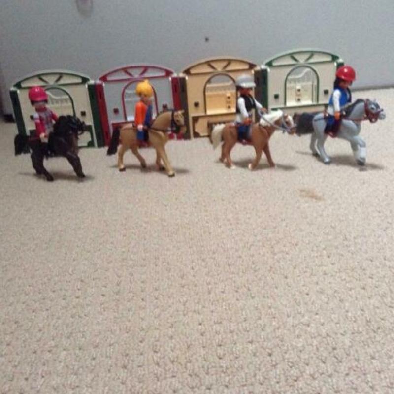 Playmobile paardenstalletje