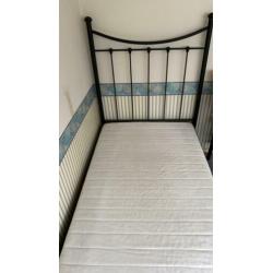 Eenpersoons bed zwart 90/200