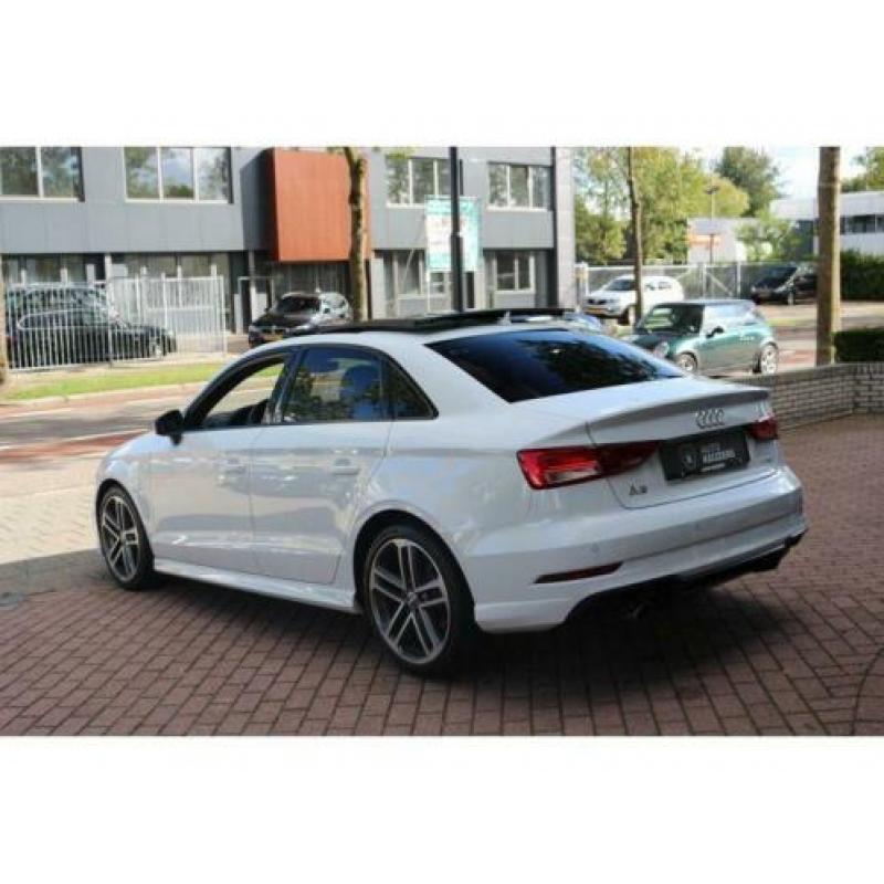 Audi A3 Limousine 1.0 TFSI Sport 2 x S Line Black Edition Pa