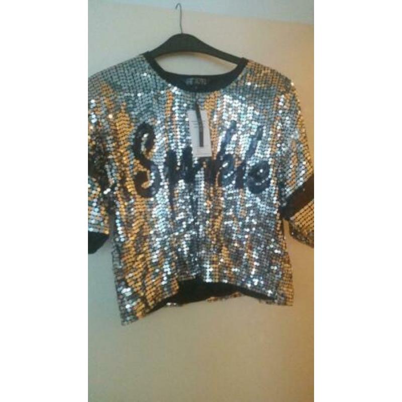 Gloednieuwe Bling Bling Top zilverkleurig!