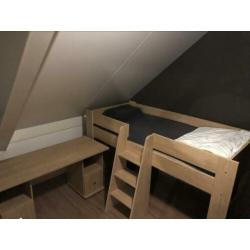 Hoogslaper met buro