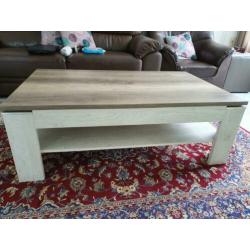 Salontafel L 120cm B 75cm H 41cm