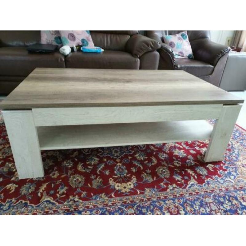 Salontafel L 120cm B 75cm H 41cm