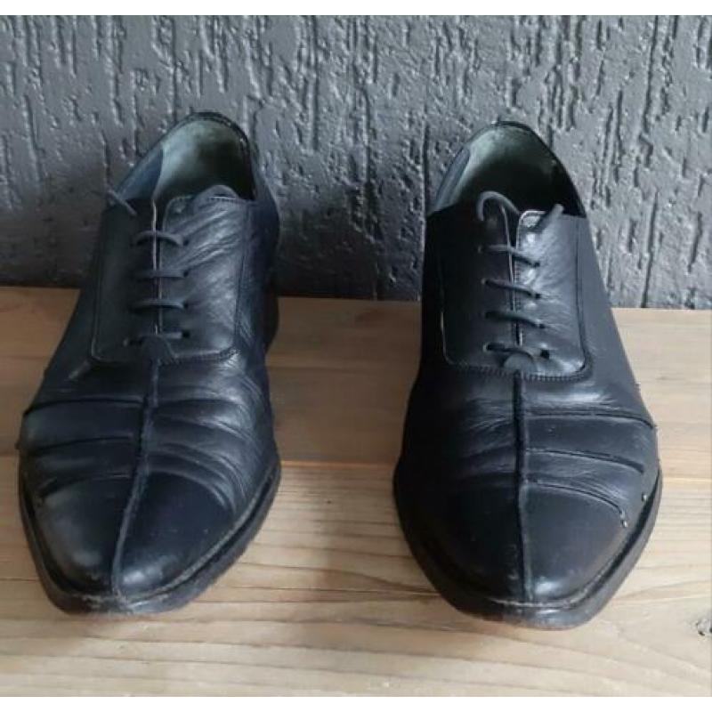 Nette/aparte leren Melik schoenen. Maat 43