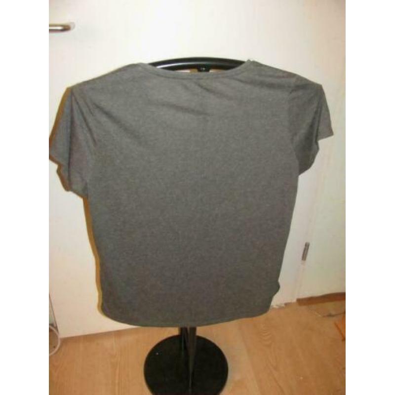 Kaki kleur shirt van de Hema met korte mouwen maat XL...
