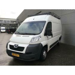 Peugeot Boxer 330 2.2 HDI 150 pk L2H2 motor loopt warm