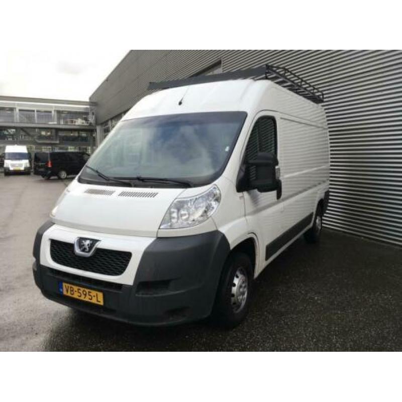 Peugeot Boxer 330 2.2 HDI 150 pk L2H2 motor loopt warm