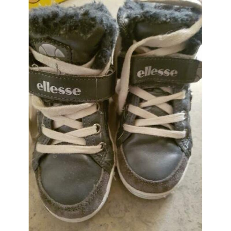 Ellesse schoen 27