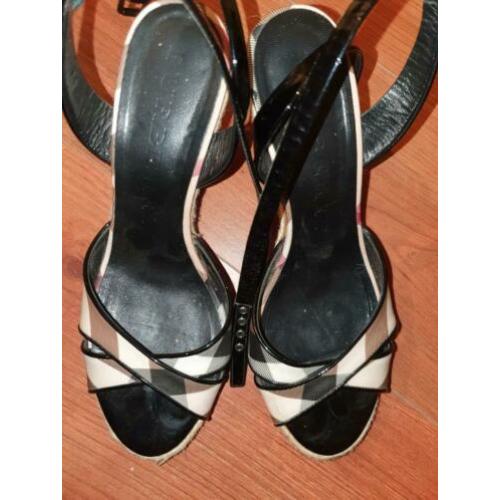 Burberry hakken maat 40