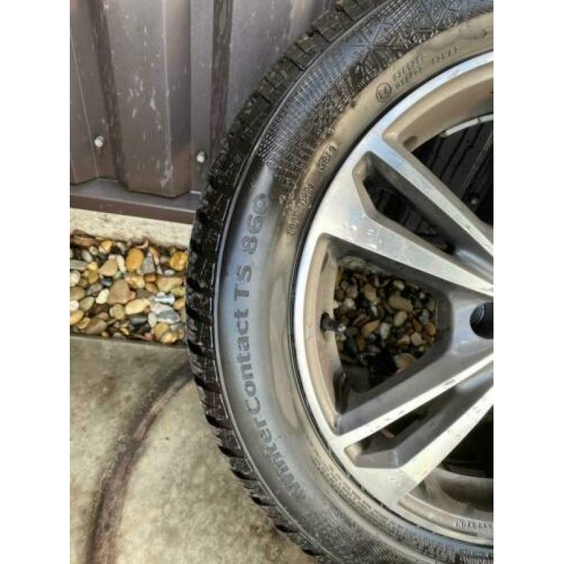 16 Inch Audi A3 8V Set Velgen Met Winterbanden