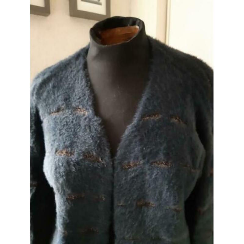 Nieuwstaat: Blauw fluffy vest EKSEPT mt XL