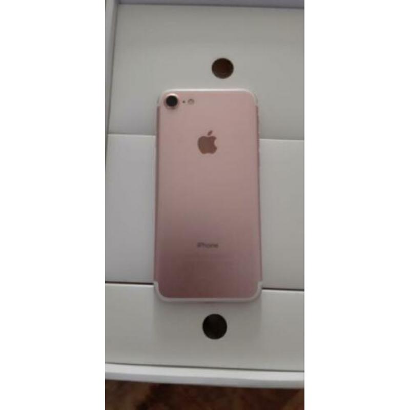 iPhone 7 goud roze nog goed in staat