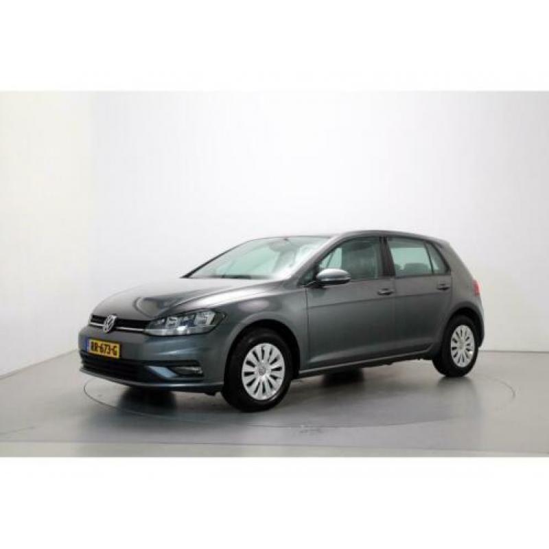 Volkswagen Golf 1.0 TSI Trendline Navigatie Parkeersensoren