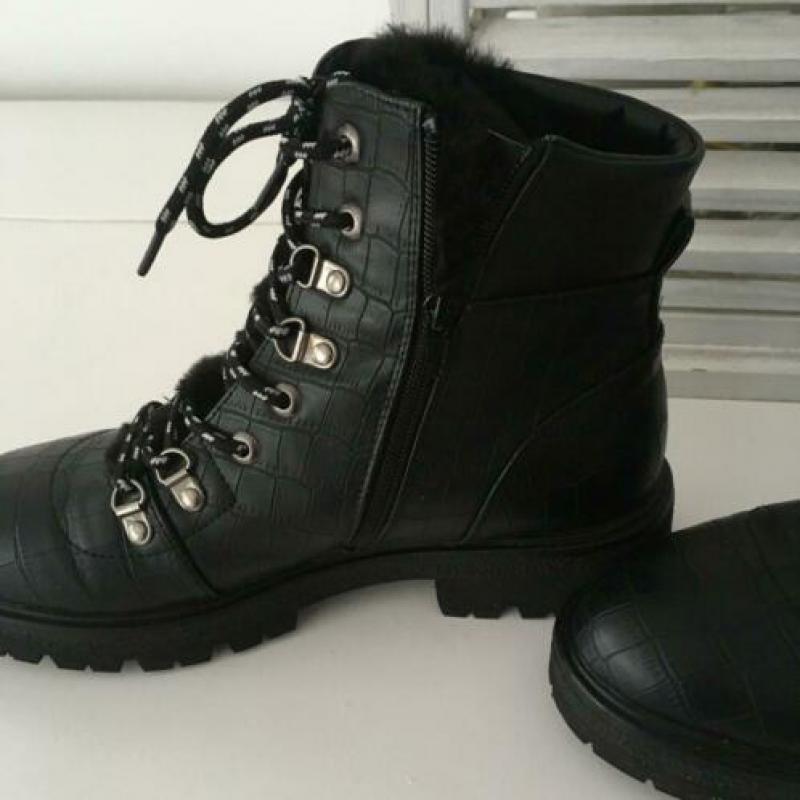 Stoere dames boots maat 39
