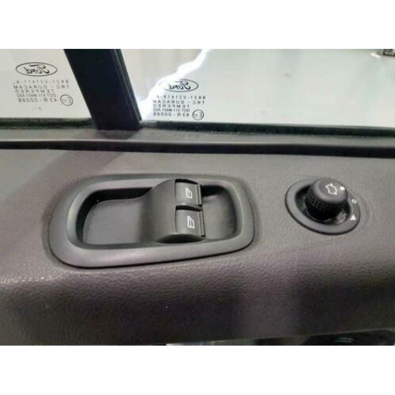 Ford Transit Custom 2.2 TDCI L2/H2 Dubbele Cabine Airco 2300