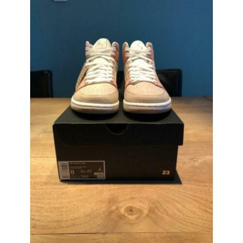 Nike Air Jordan 1 Mid Milan - EU41/US8 - Deadstock