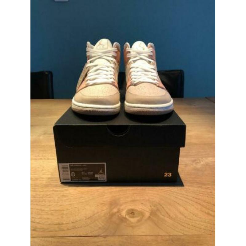 Nike Air Jordan 1 Mid Milan - EU41/US8 - Deadstock