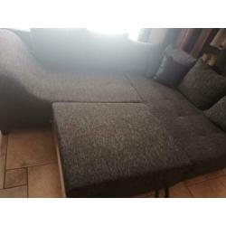 MOET WEG! Hoekbank+uitschuifbare slaapbank