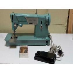 Te koop: Singer 327K naaimachine