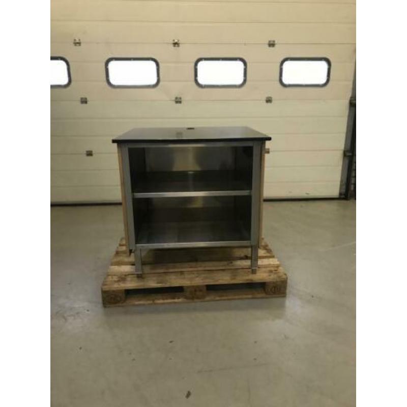 kast met granieten blad // RVS werkblad horeca