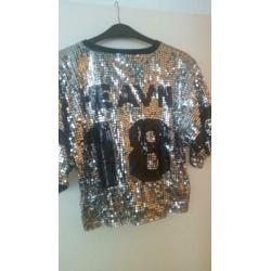 Gloednieuwe Bling Bling Top zilverkleurig!