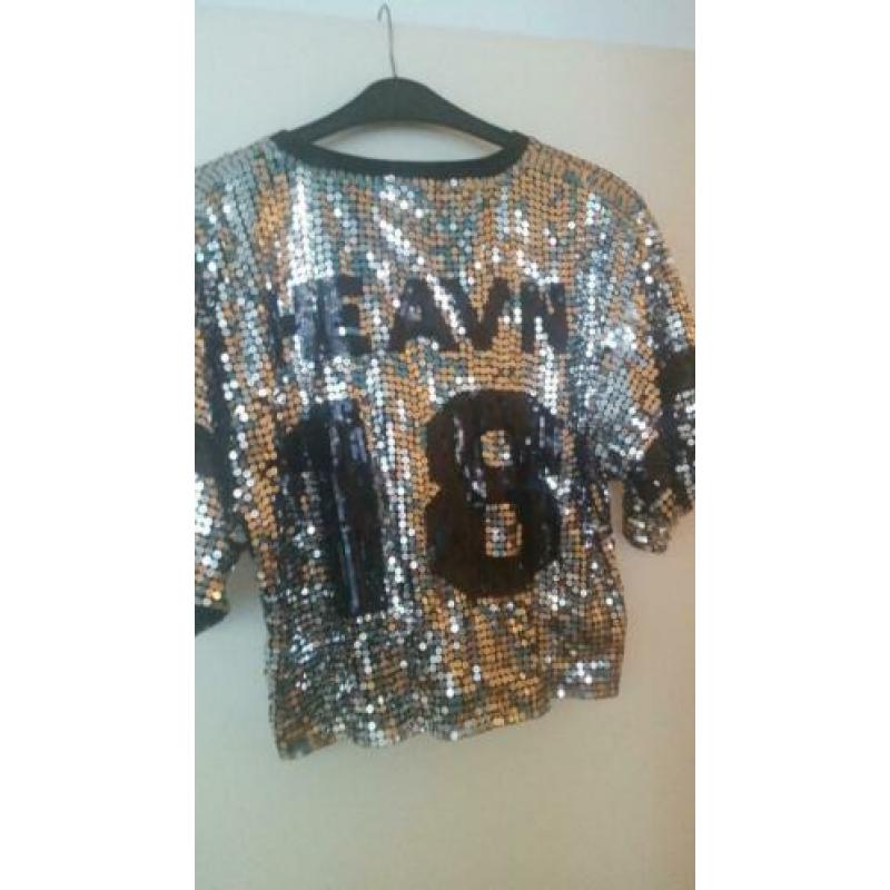 Gloednieuwe Bling Bling Top zilverkleurig!