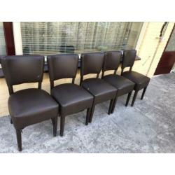 5 mooie donkerbruin eettafel stoelen