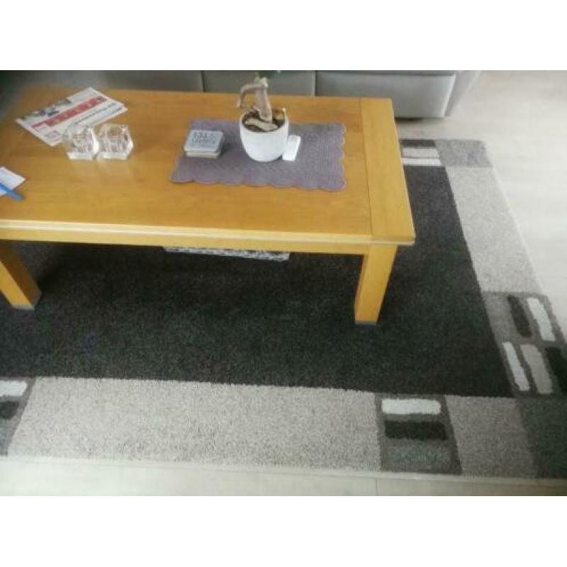 2 vloerkleden ook per stuk te koop