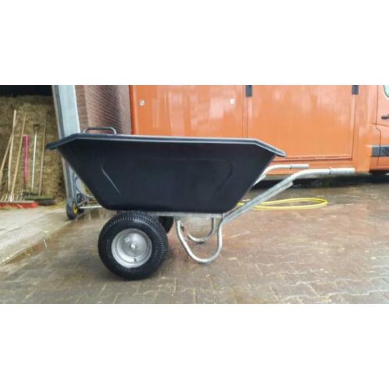 Grote kruiwagen
