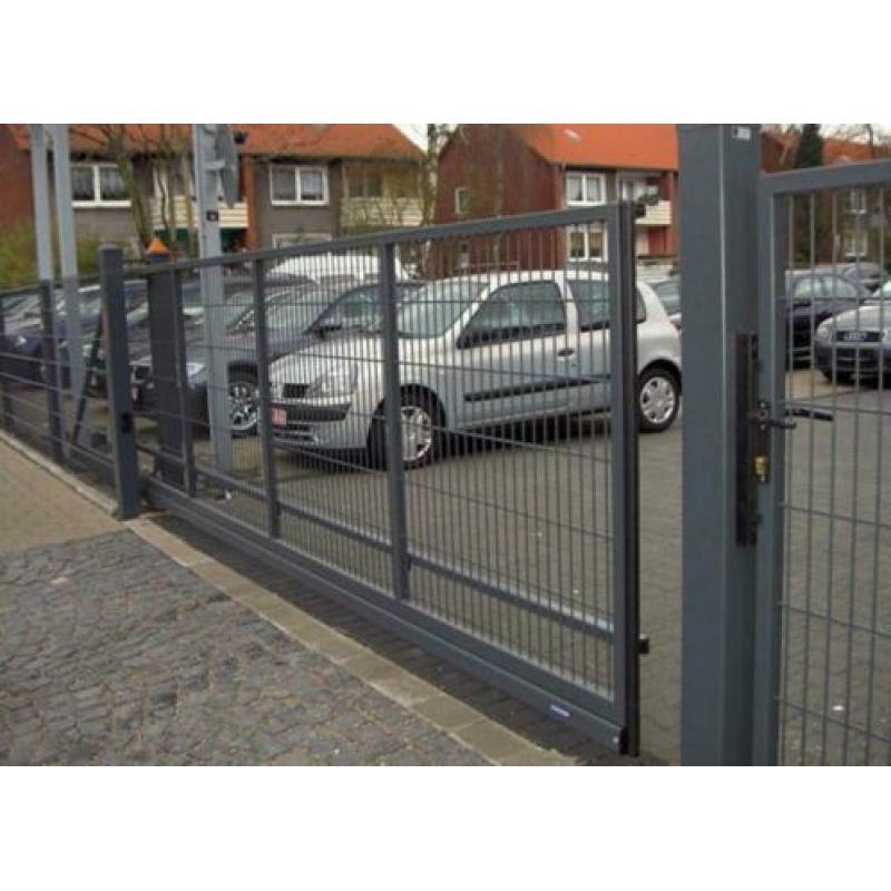 schuifpoorten en hekwerken in diverse maten en kleuren