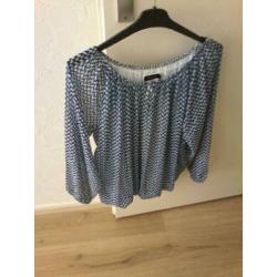 2 nieuwe shirt maat 44 bijna gratis