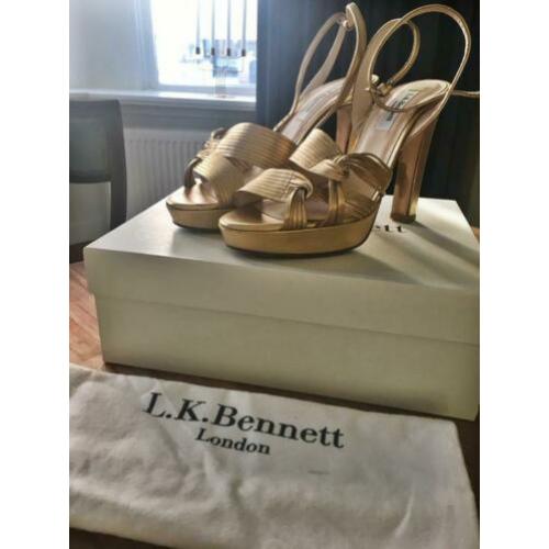 Gouden pumps plateauzool L.K. Bennett zgan!