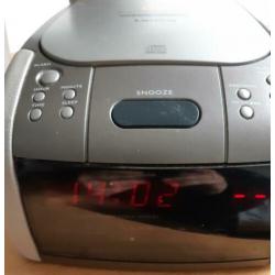 Lenco wekkerradio met CD functie
