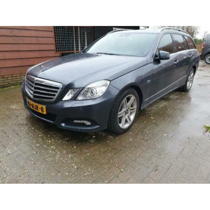 Mercedes E-Klasse 3.0 CDI E350 Estate AUT 2010 Grijs