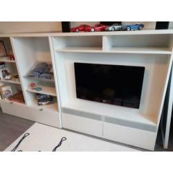 Besta tv meubel en kast