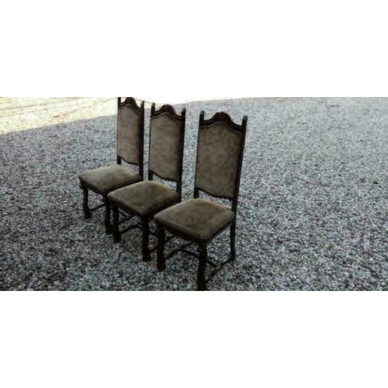 413, 3 antiek eiken stoelen te koop