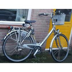 Prachtige Gazelle damesfiets l framehoogte 55 cm prima staat